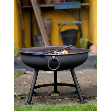 Firepits UK Classic Fire Pit 120cm close up in garden front view