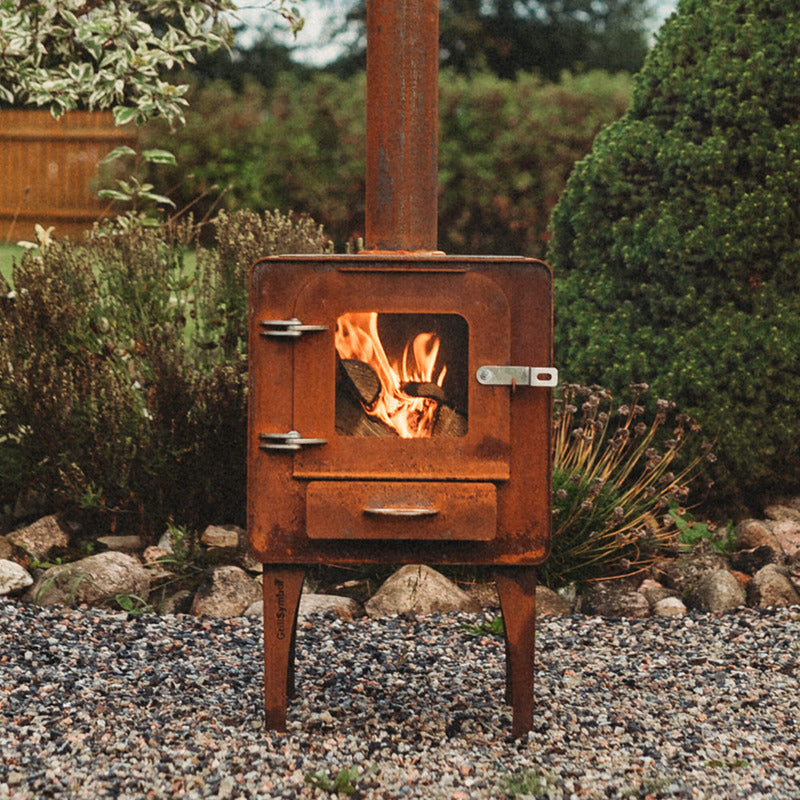 GrillSymbol Wood-Burning Stove Amigo front view